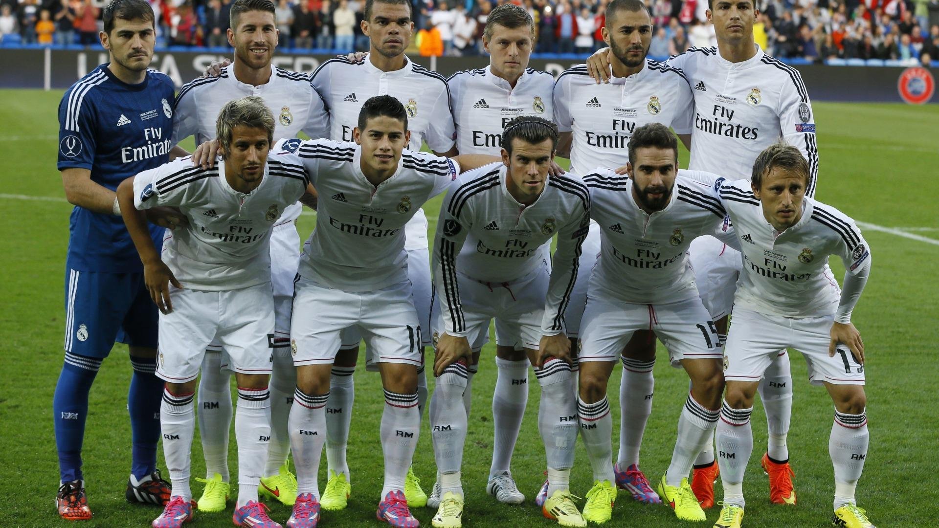 日本男足全情投入,赢得喝彩!,日本男足怎么样